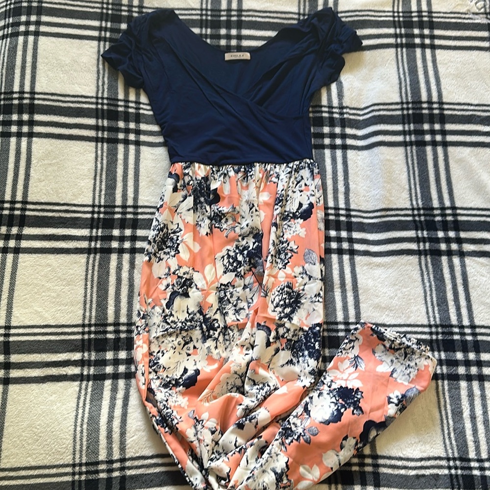 Gilli navy peach floral maxi dress size xs